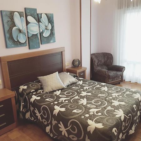 Piso Amplio En El Centro De Vilagarcia De Arousa Eksteriør billede